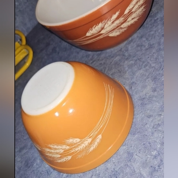 Vintage Pyrex Autumn Harvest Wheat Mixing Bowl Nesting Set of 4- 401 402 403 404 - Picture 11 of 12